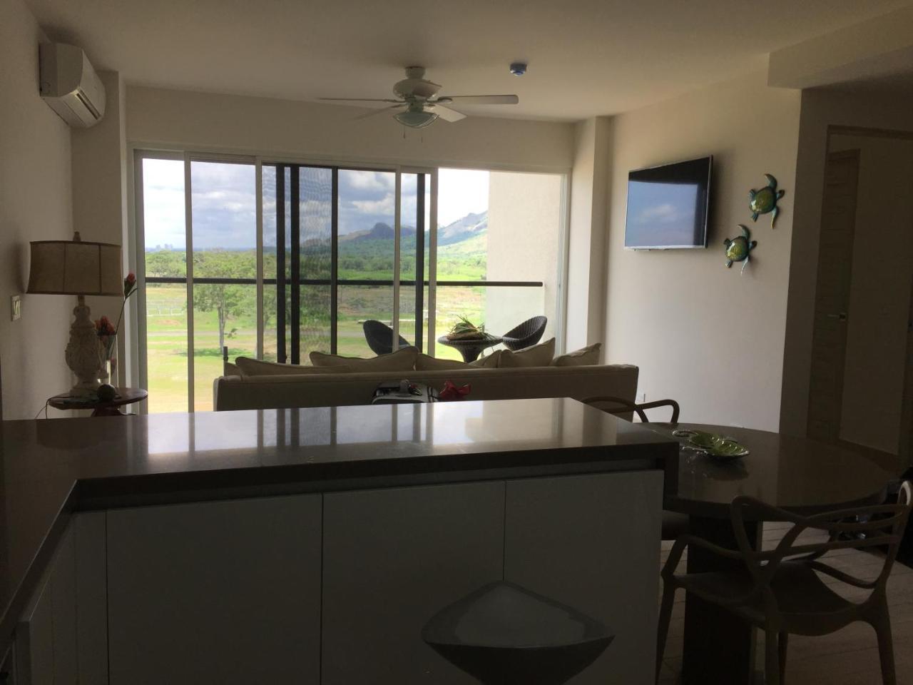 Apartment Mountain View
