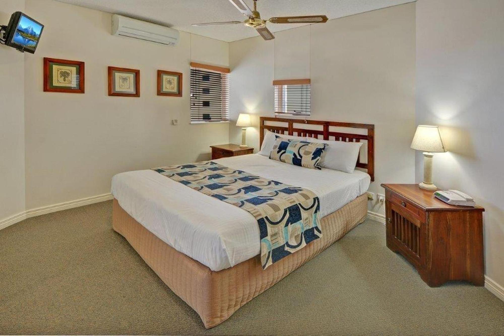 One-Bedroom Apartment,704221978:JPEG