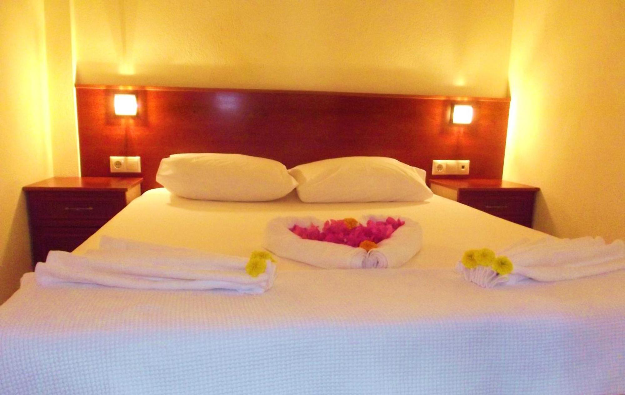 Double Room with Pool View