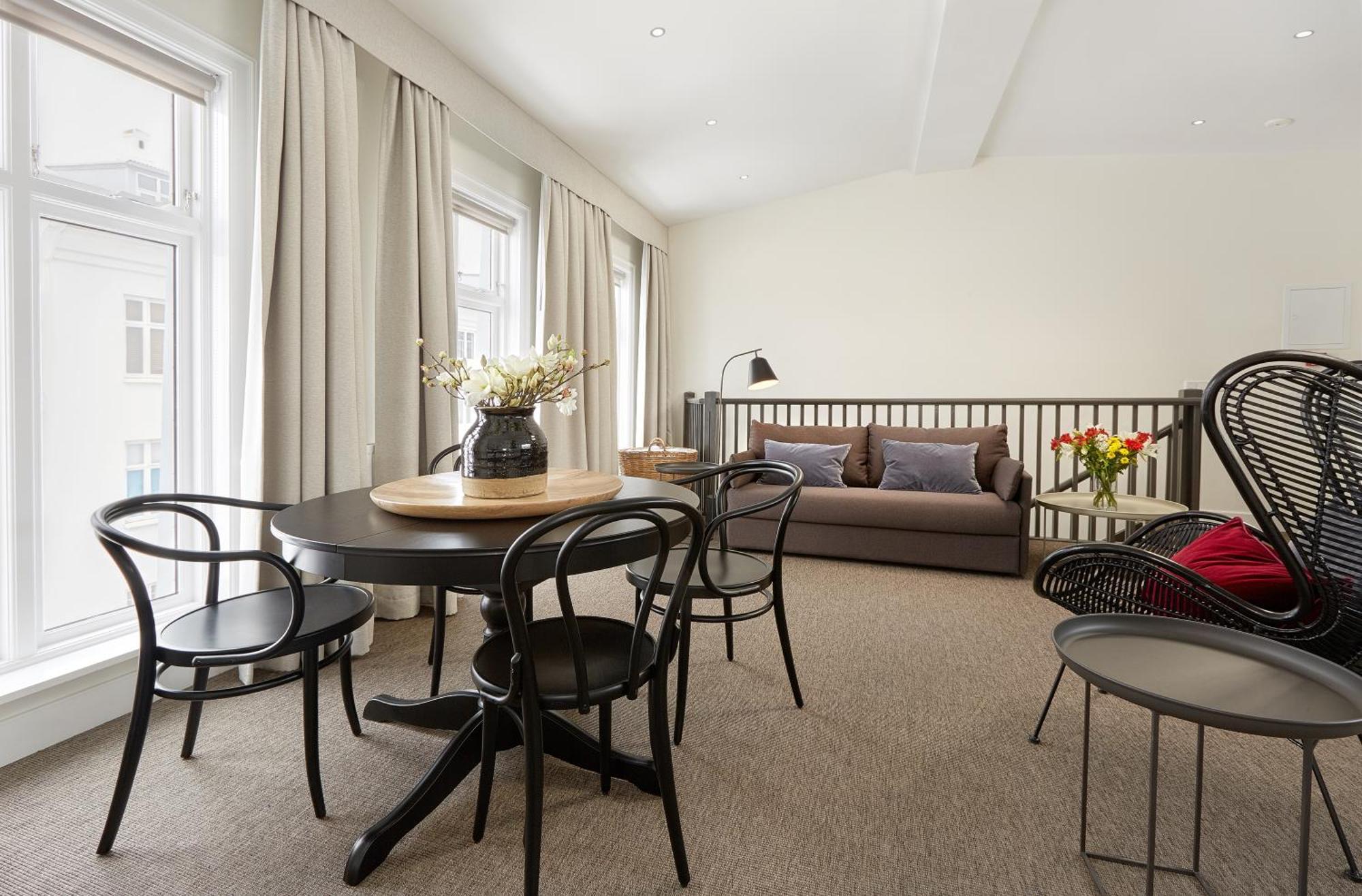 Penthouse Luxury Studio Apartment Top Floor