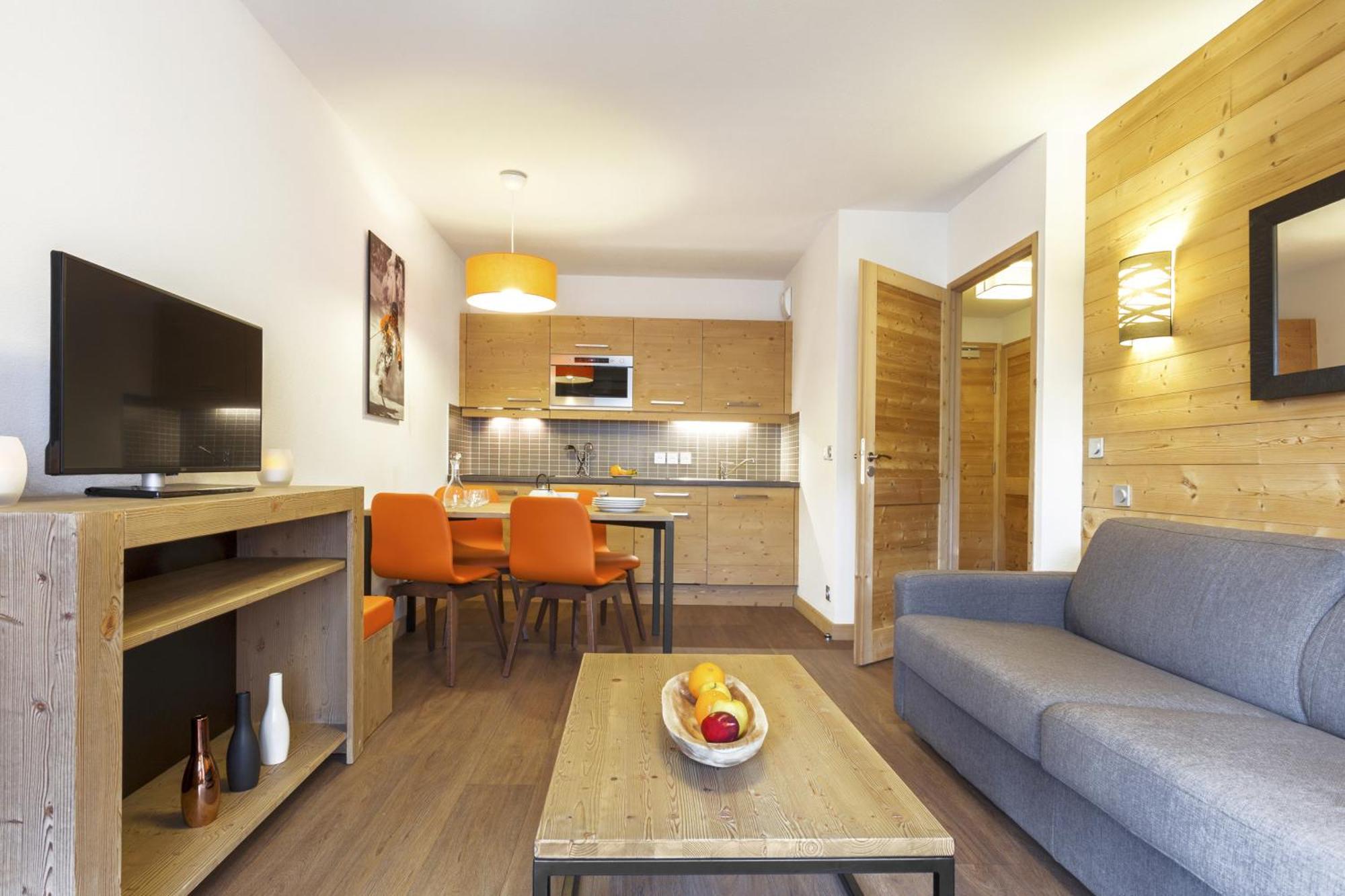 Two-Bedroom Comfort Apartment,640258704:JPEG