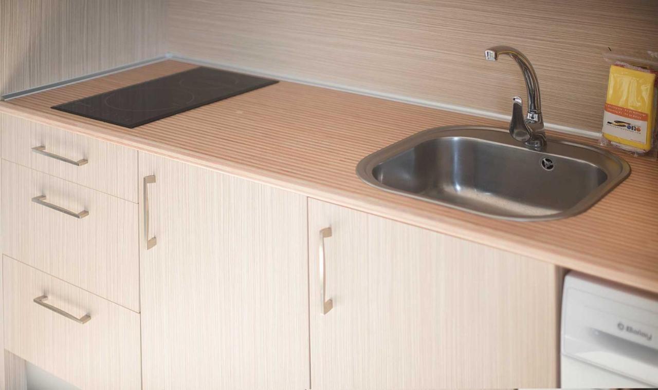 Superior Studio Kitchen Private Spa Access