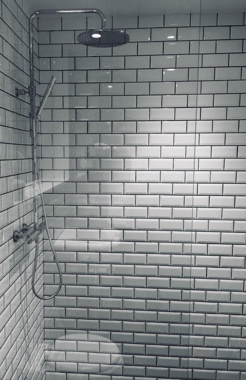 One-Bedroom Apartment,727123753:JPEG