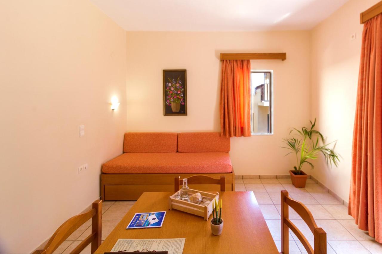 Standard Apartment,728179933:JPEG