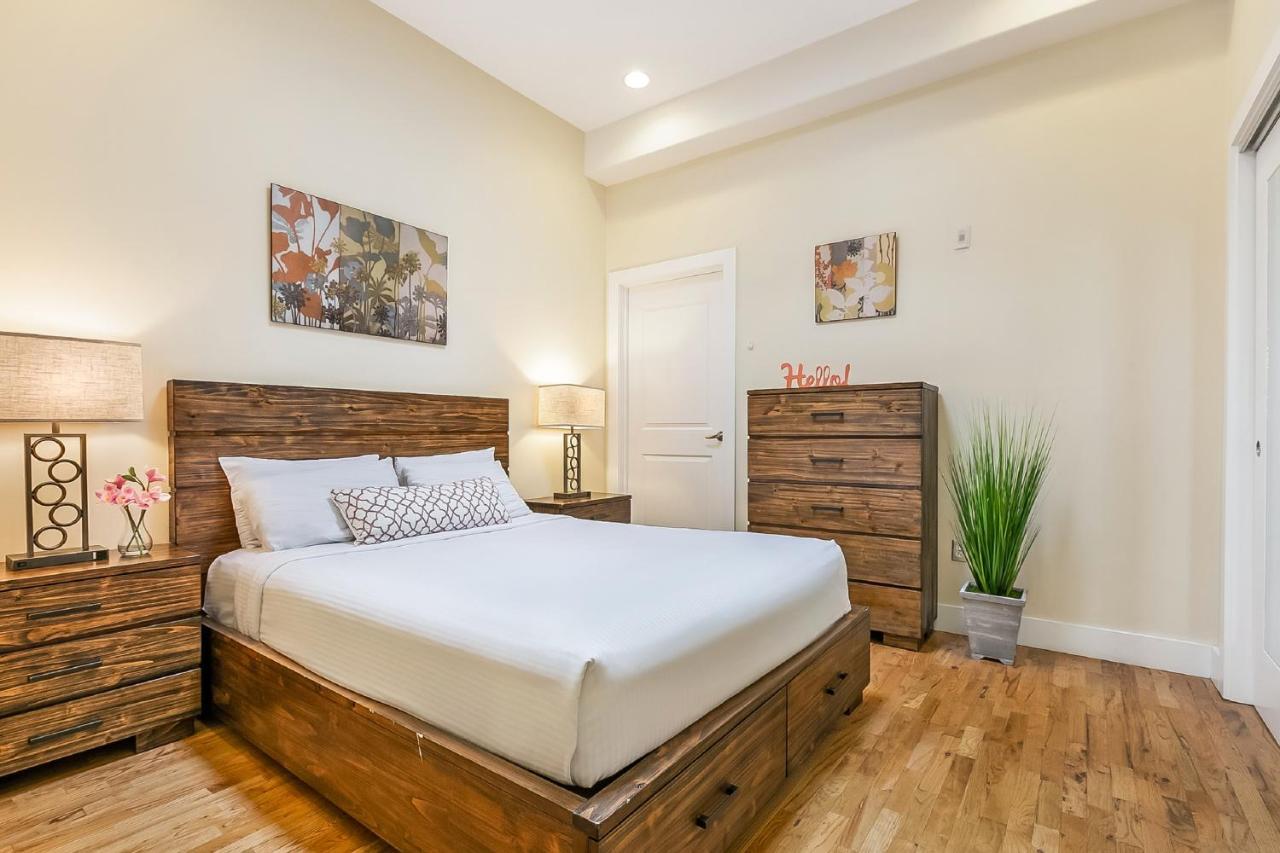 Penthouse Apartment,758982424:JPEG