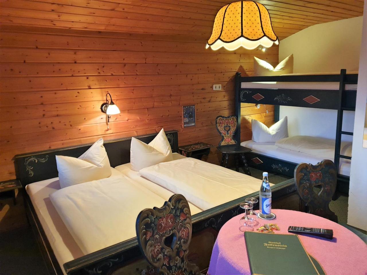 Dreibettzimmer