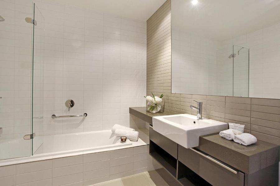 Premier One-Bedroom Apartment