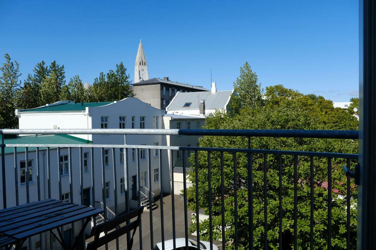 Studio Balcony