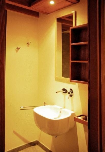 Superior One-Bedroom Apartment