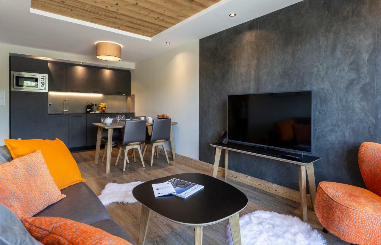 Two-Bedroom Apartment,828755696:JPEG