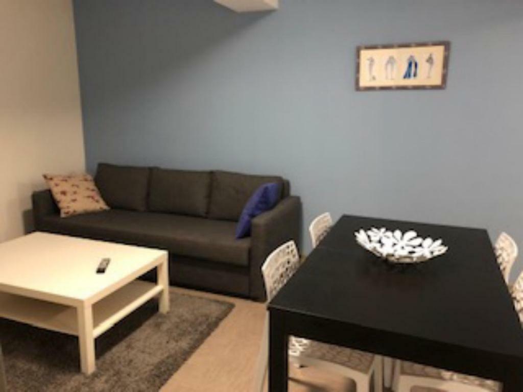 Apartment,830273852:JPEG