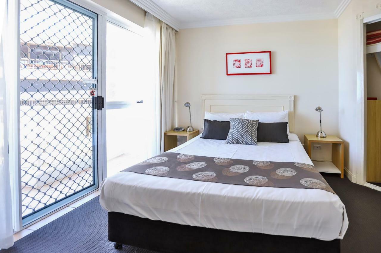 One-Bedroom Apartment with Hinterland View