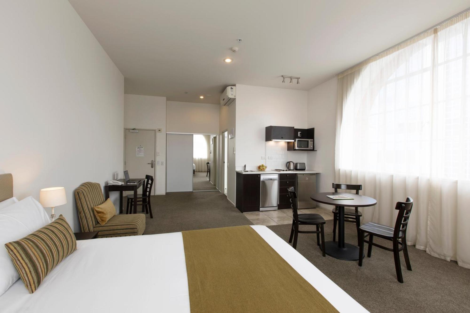 Studio Apartment