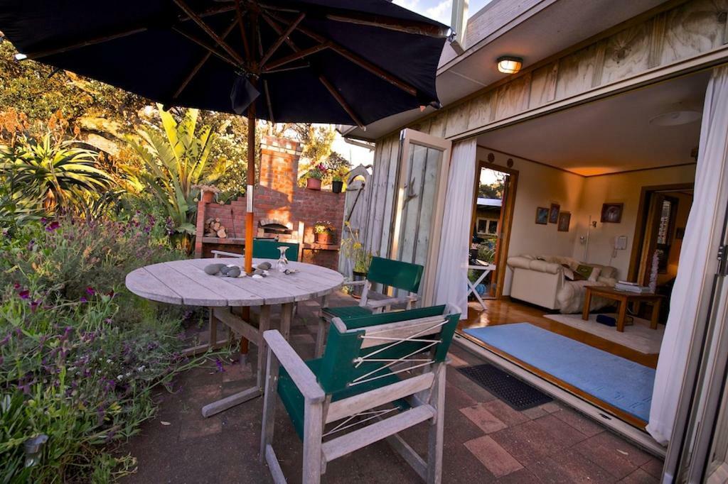 One-Bedroom Apartment Wairua