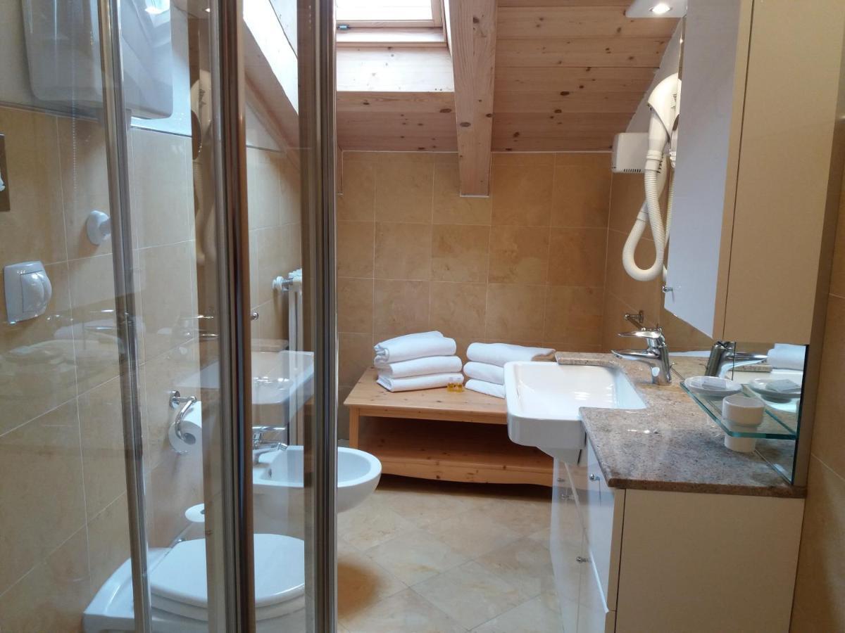 Appartamento Mansardato con 2 Camere da Letto