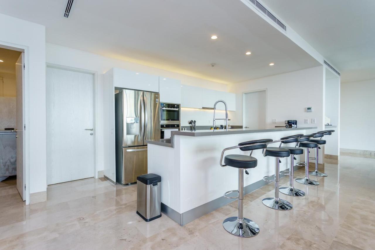 Penthouse Apartment,950206717:JPEG
