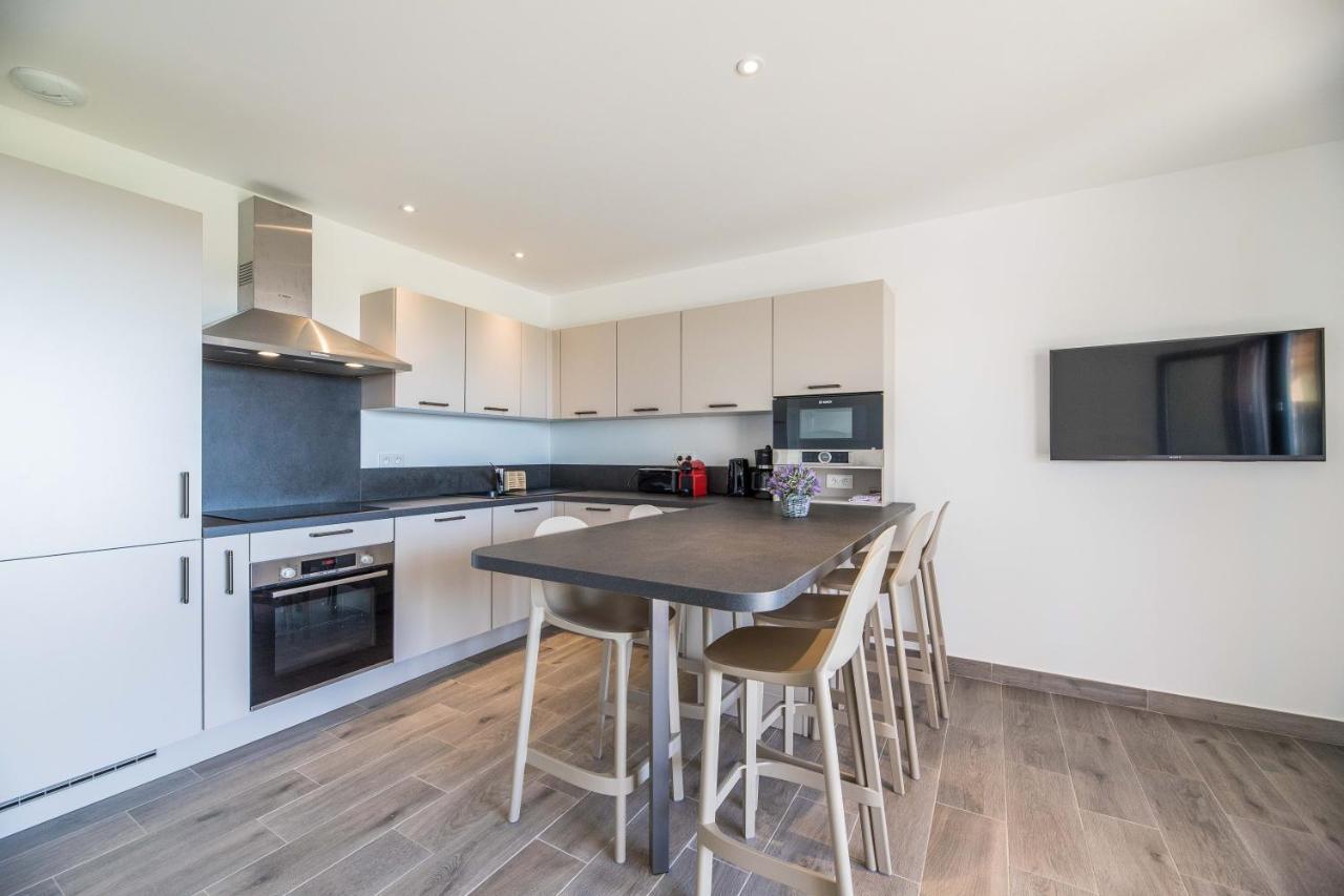 Maison 3 Chambres en Duplex avec Climatisation, Piscine Privée de 4 Mètres et Terrasse (6 Adultes)