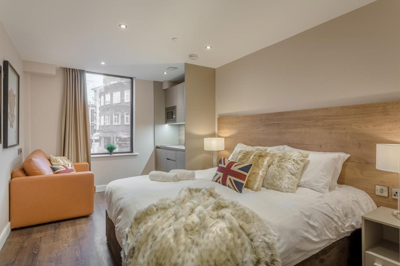 Standard Studio,978062941:JPEG