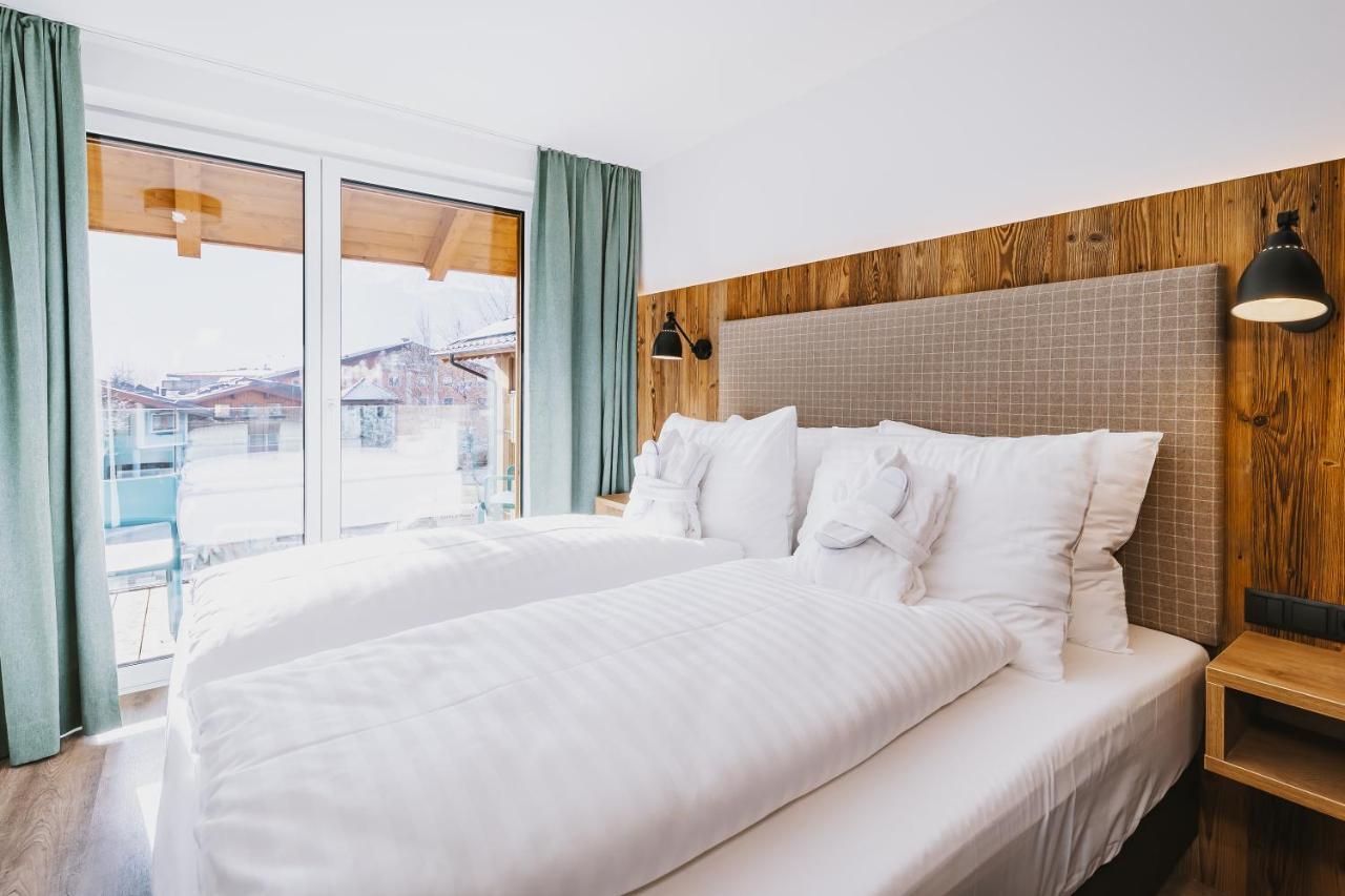 One-Bedroom Suite,991558189:JPEG