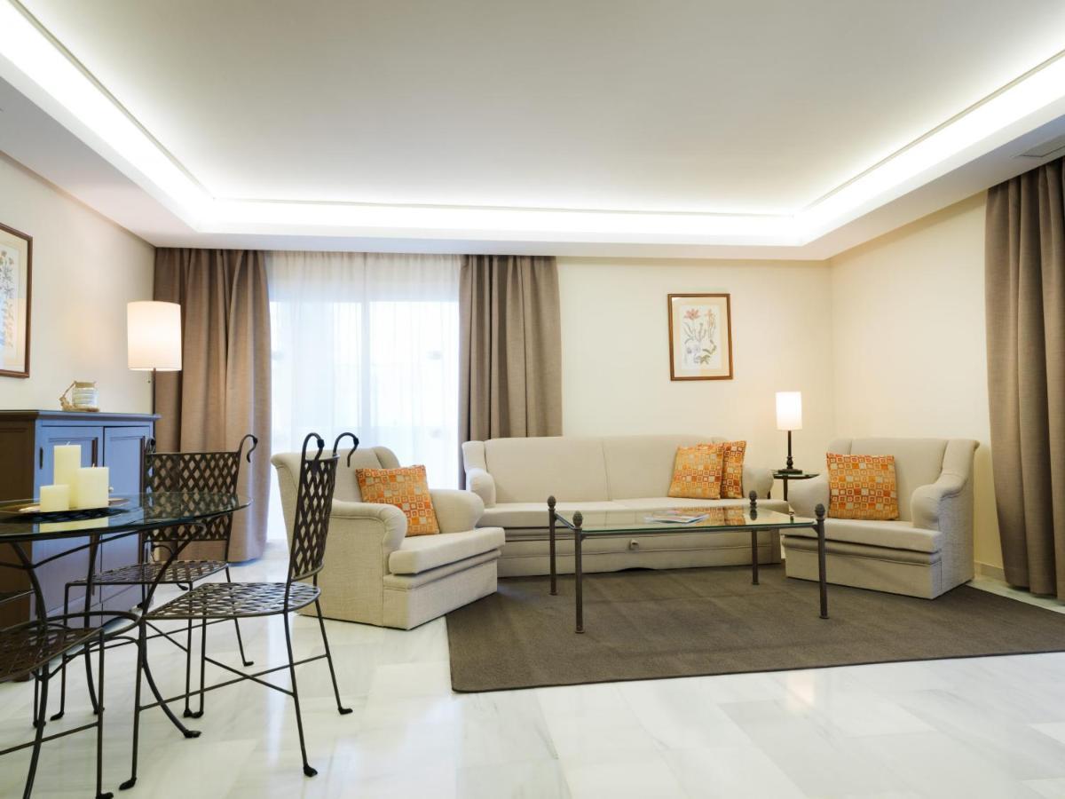 One-Bedroom Apartment,1272666286:JPEG