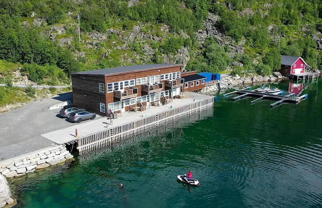 Ersfjordbotn Brygge-1