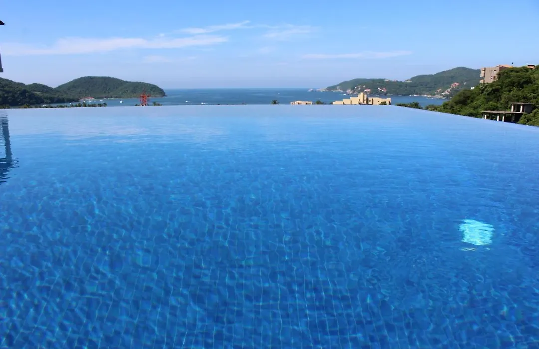 Sunset House Zihuatanejo-1