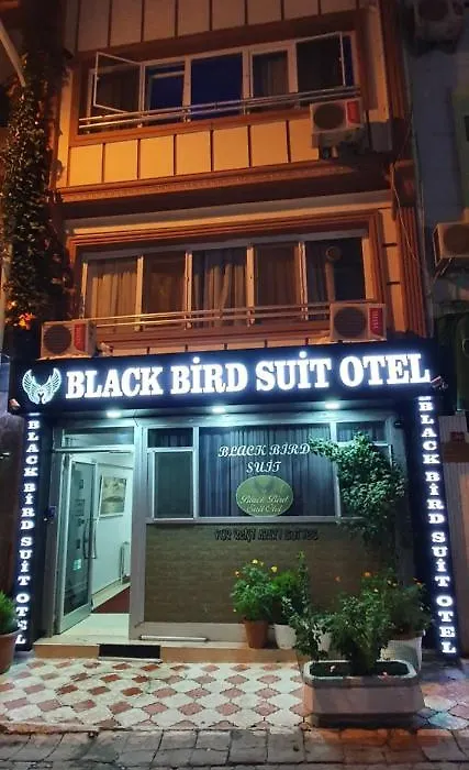 Black Bird Suite Hotel-1