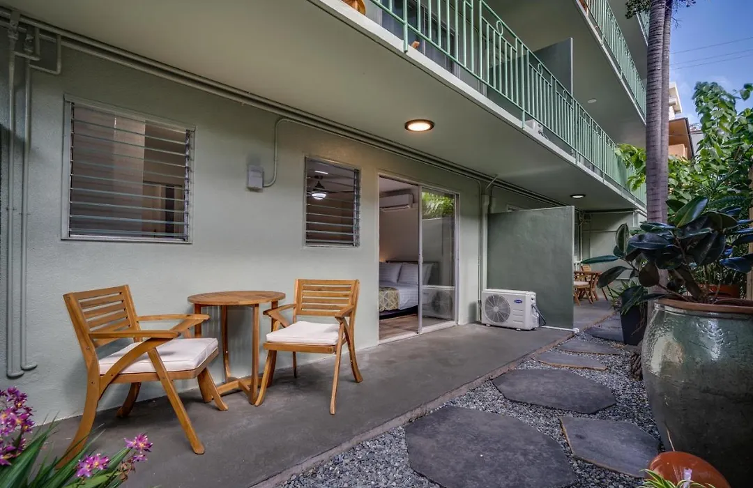 Aloha Suites Waikiki-1