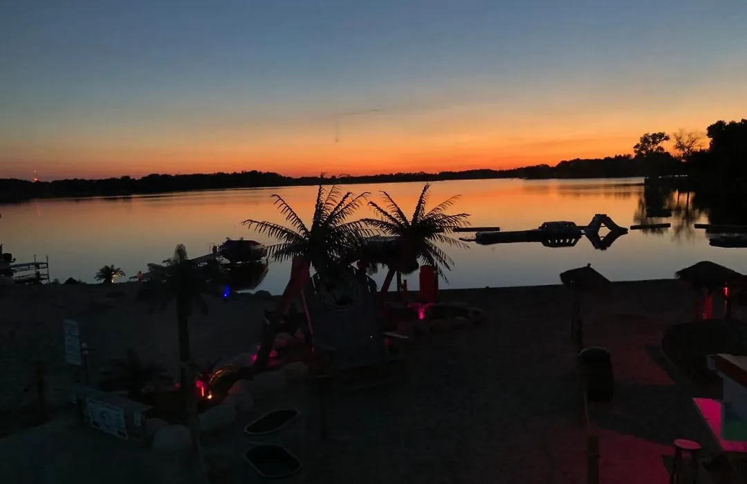 Tiki Beach Condo 1-1