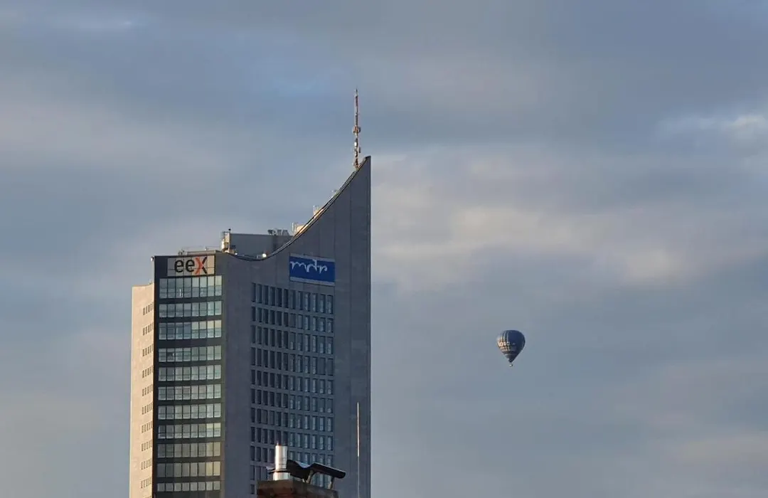 LUXUSAPPARTEMENT mitten in Leipzig Neueröffnung !-1
