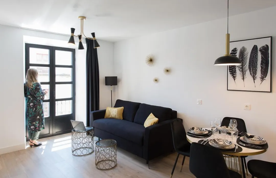 Santa Catalina Suites Gijón-1