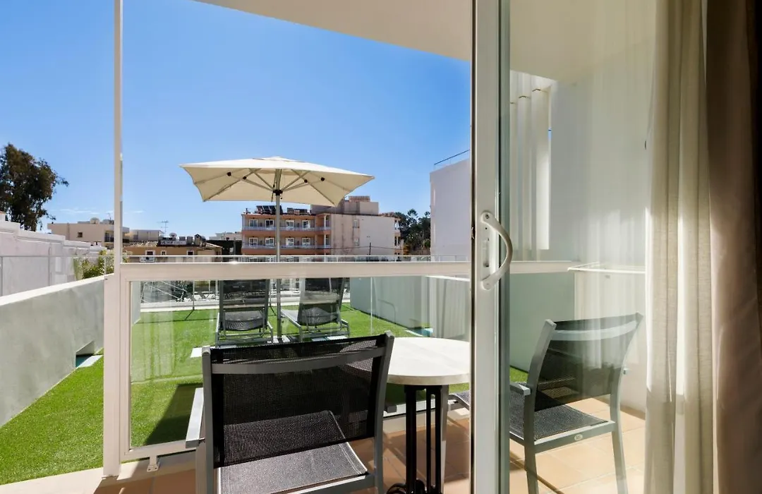 Aparthotel Y Hotel Paguera Beach-1