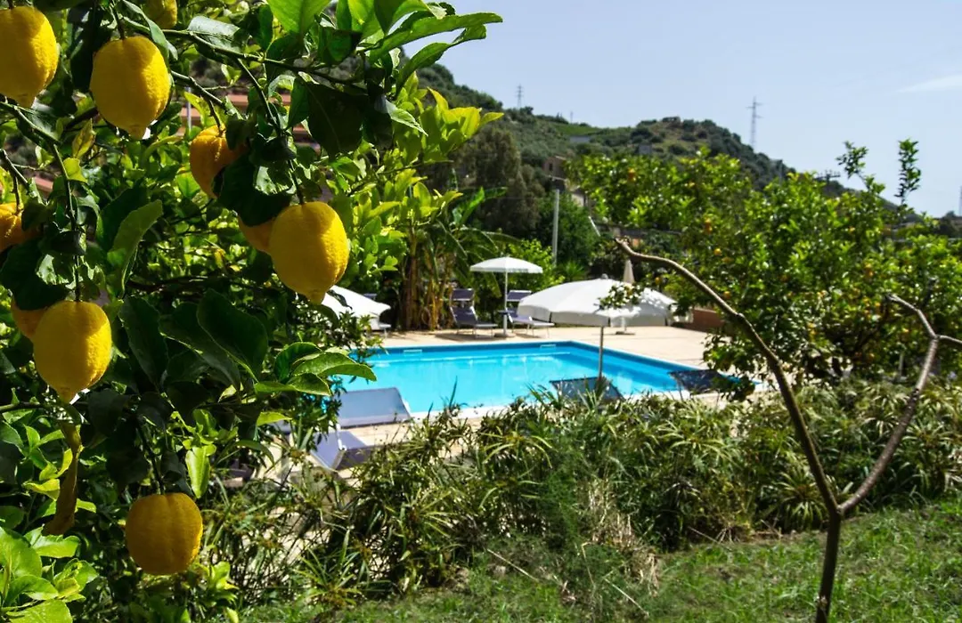 Residence Villa Mare Taormina-1