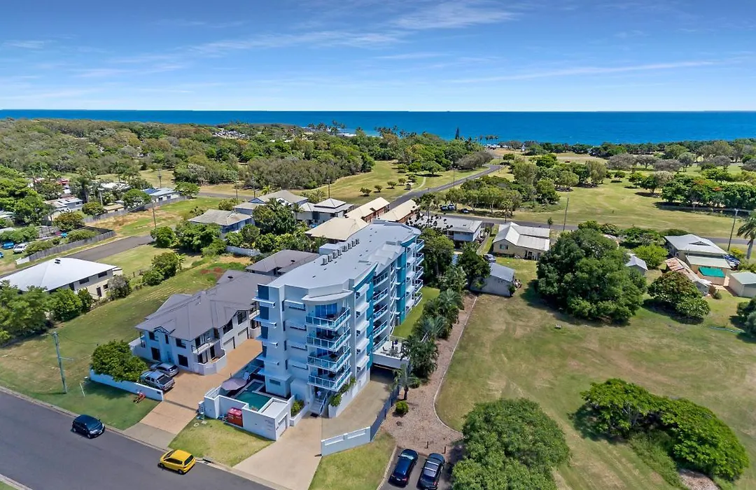 Koola Beach Apartments Bargara-1