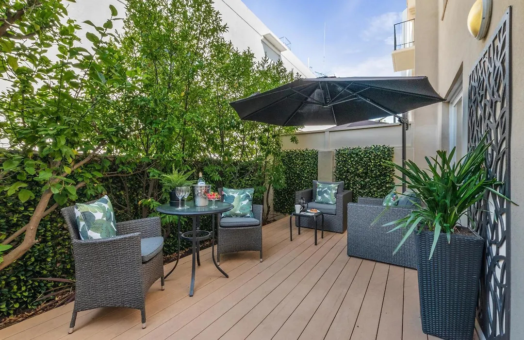 The Peninsula Riverside Serviced Apartments-1