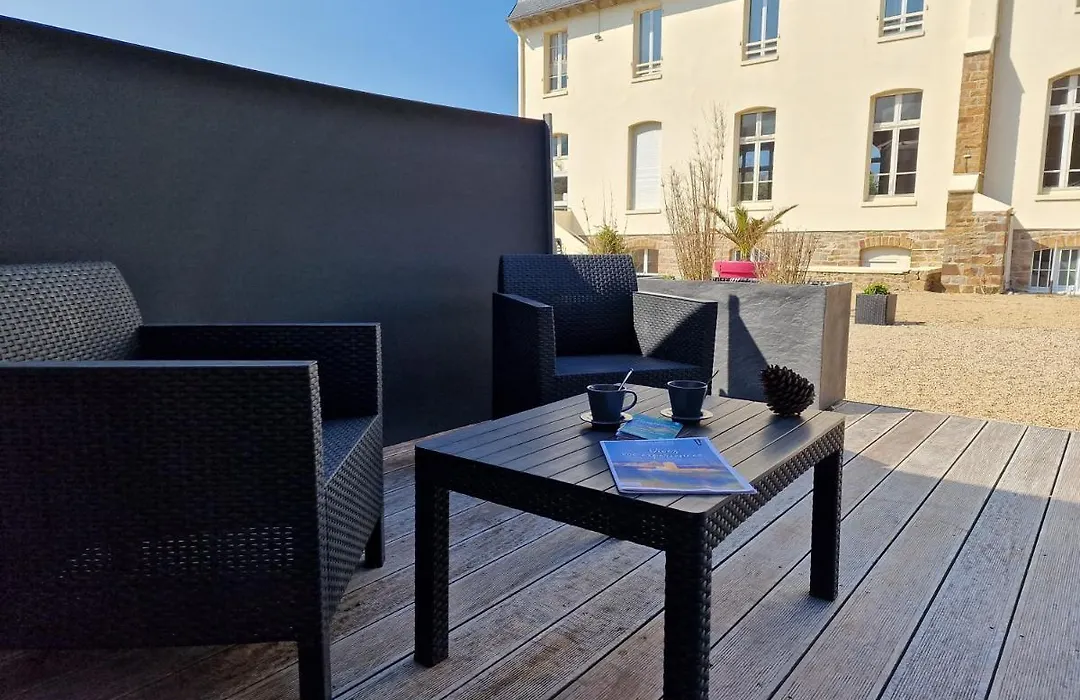 Le Chateau De Sable-1