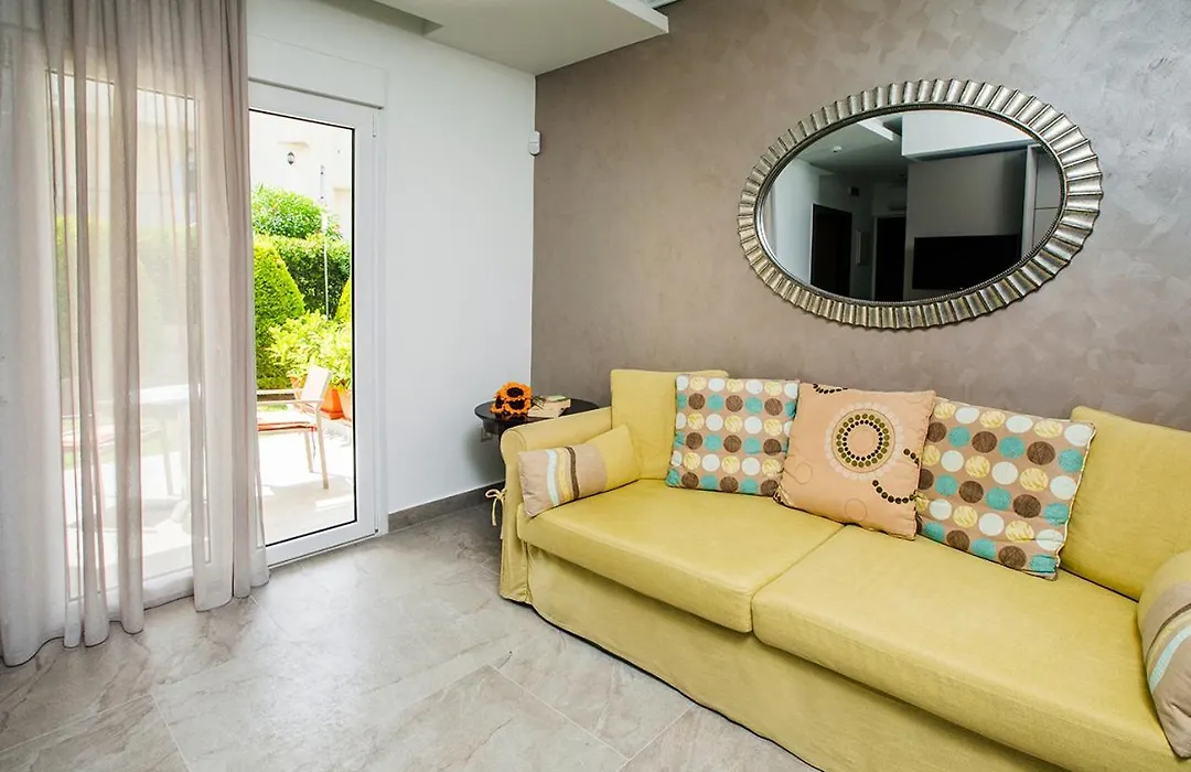 Sun Residence Exclusive Seaside Suites-1
