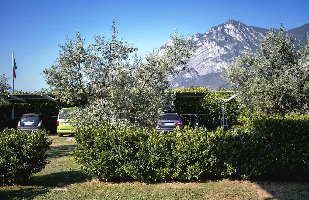 Ab&C Arco Bed And Camping-1