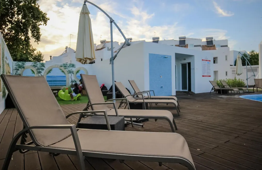 Lagoa Hotel-1
