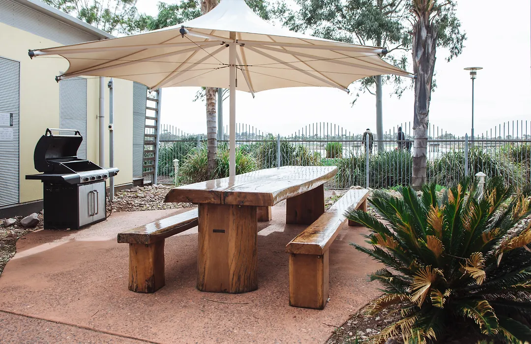 Majestic Oasis Apartments-1