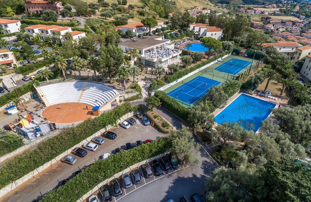 Club Residence La Castellana-1
