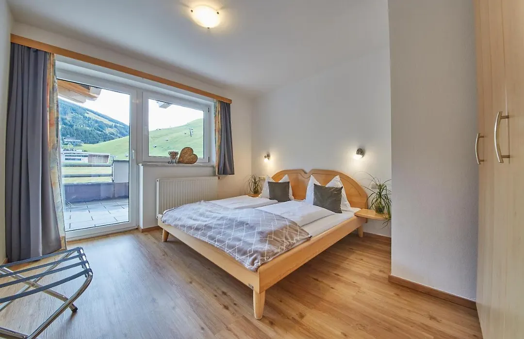 Am Zwölferkogel Appartements-1