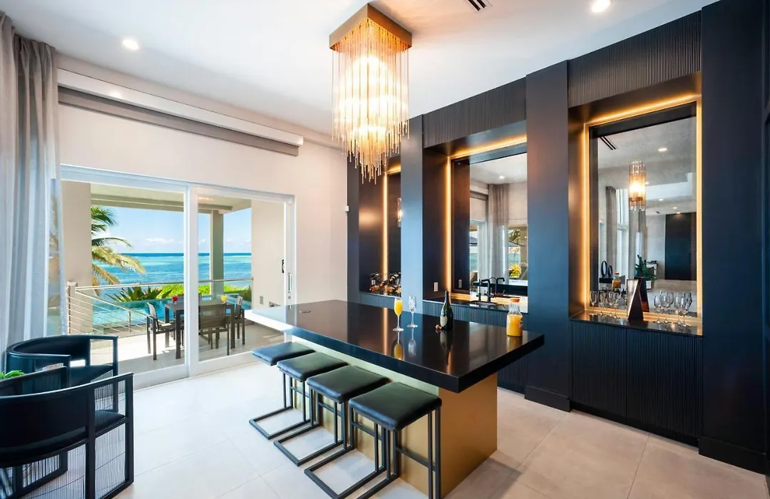 Black Urchin Boutique Resort-1