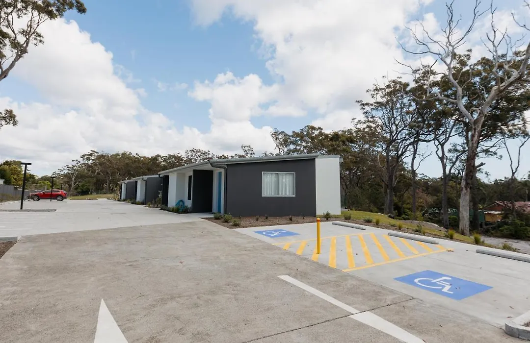 Beach & Bay Stay Motel-1