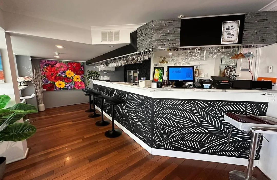 Highpoint International Hotel-1