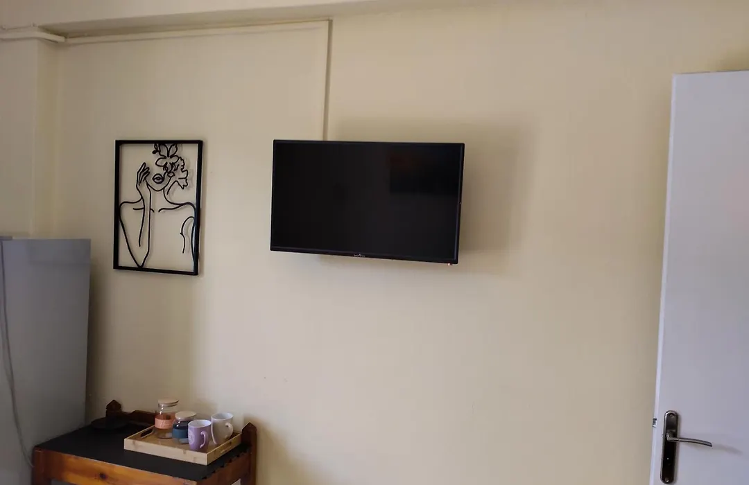 Jimmy'S Apartments-1
