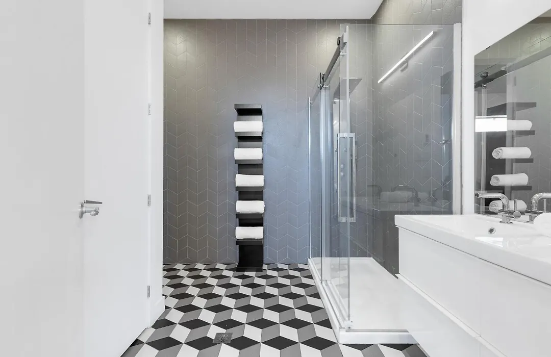 Liv Mtl Plaza Grand Luxe Penthouse Near Downtown Montreal-1