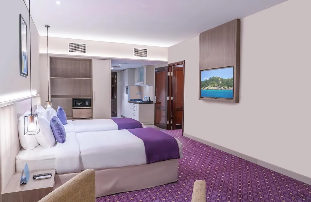 Leva Hotel And Suites, Opposite Downtown-1