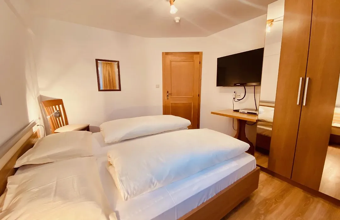 Appartamenti Residence Montana-1