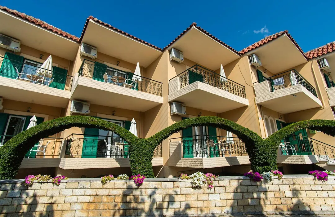Konstantinos Hotel & Apartments I-1